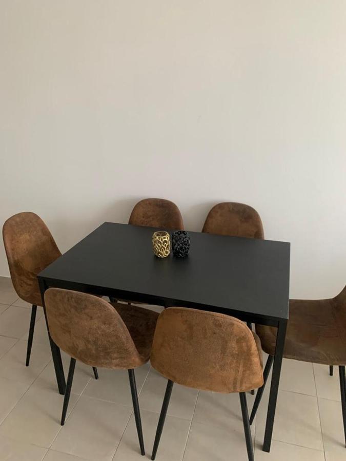 איברי-סור-סיין Appartement De Charme מראה חיצוני תמונה
